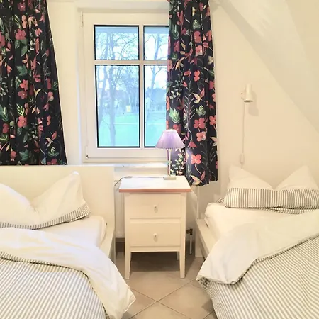 Birkenstrasse 11c Haus 4 度假居 青斯特